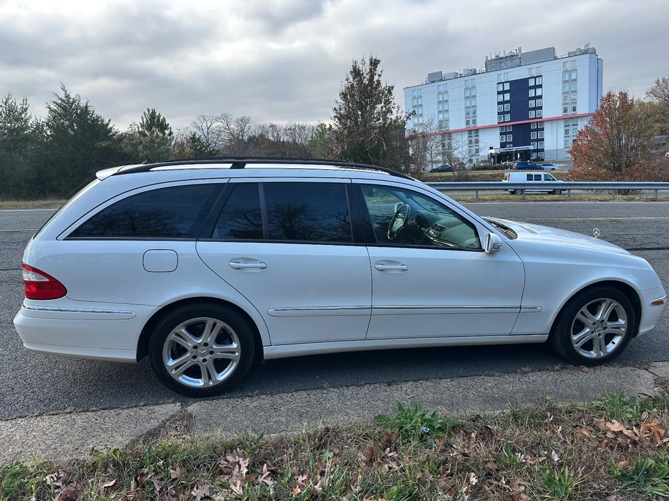2005 Mercedes-Benz W211 E-Class - Image 11 of 21