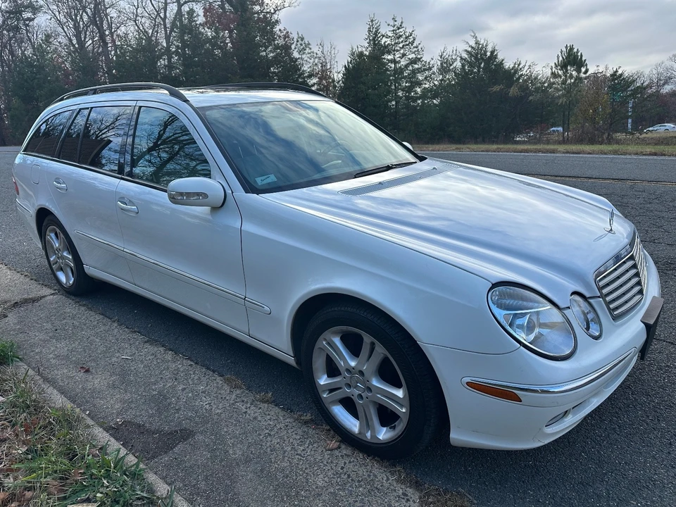 2005 Mercedes-Benz W211 E-Class - Image 10 of 21