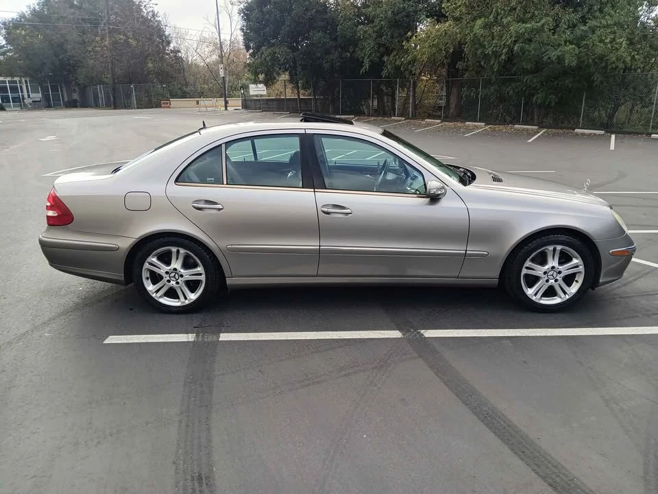 2005 Mercedes-Benz W211 E-Class - Image 12 of 14