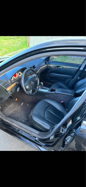 2005 Mercedes-Benz W211 E-Class - Image 2 of 3