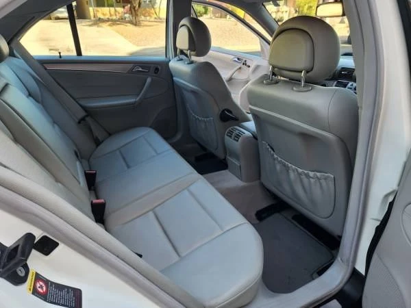 2005 Mercedes-Benz W203 C-Class - Image 16 of 20