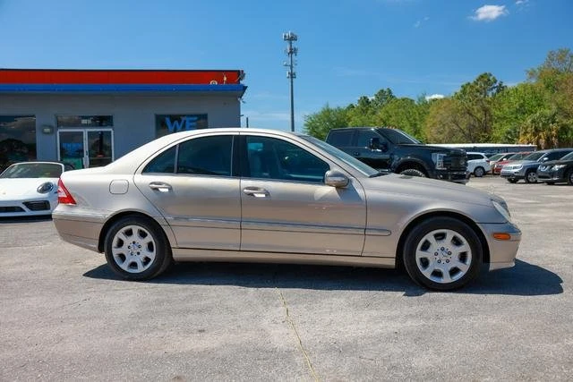 2005 Mercedes-Benz W203 C-Class - Image 11 of 18