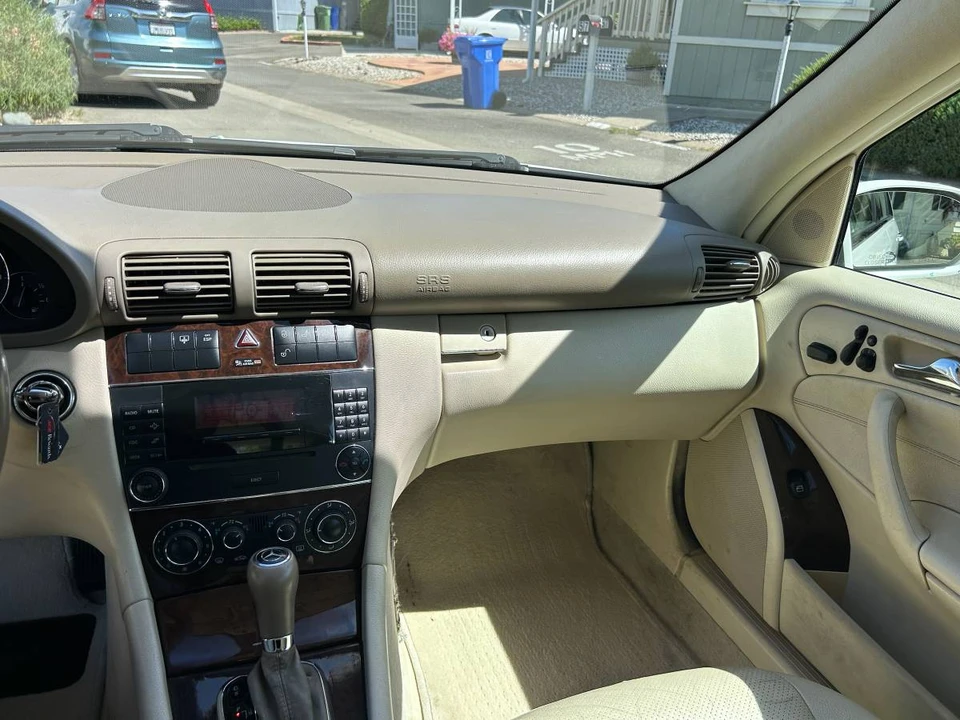 2005 Mercedes-Benz W203 C-Class - Image 13 of 15