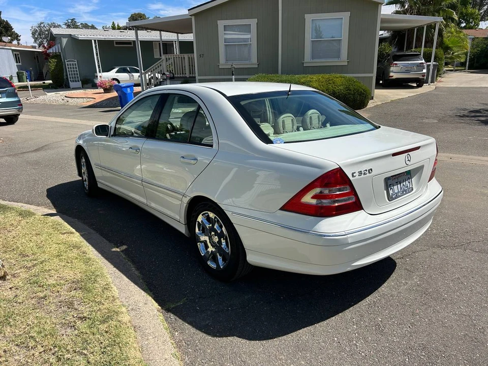 2005 Mercedes-Benz W203 C-Class - Image 4 of 15