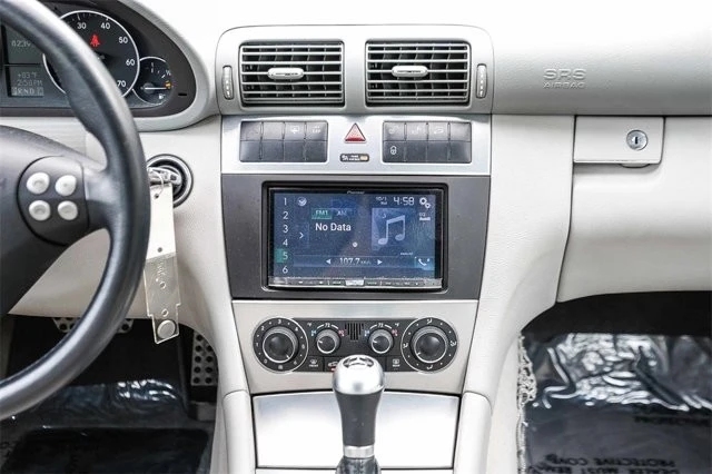2005 Mercedes-Benz W203 C-Class - Image 11 of 12
