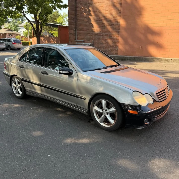 2005 Mercedes-Benz W203 C-Class - Image 7 of 12