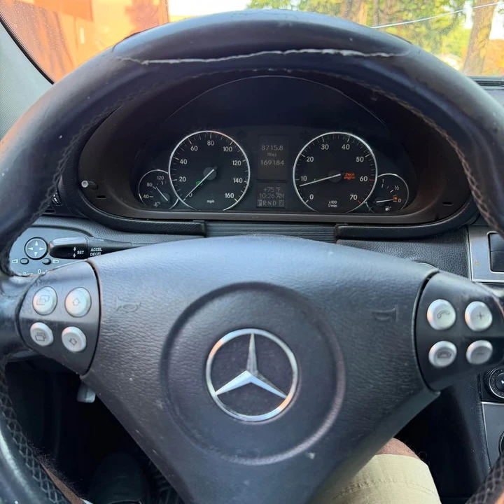 2005 Mercedes-Benz W203 C-Class - Image 11 of 12