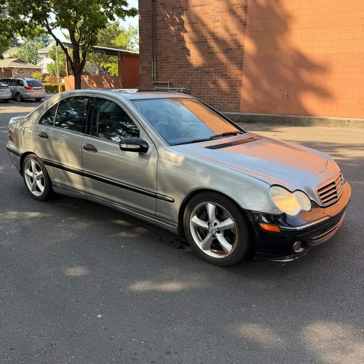 2005 Mercedes-Benz W203 C-Class - Image 7 of 12