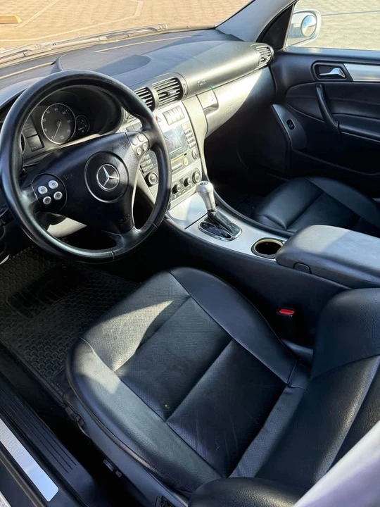 2005 Mercedes-Benz W203 C-Class - Image 4 of 10