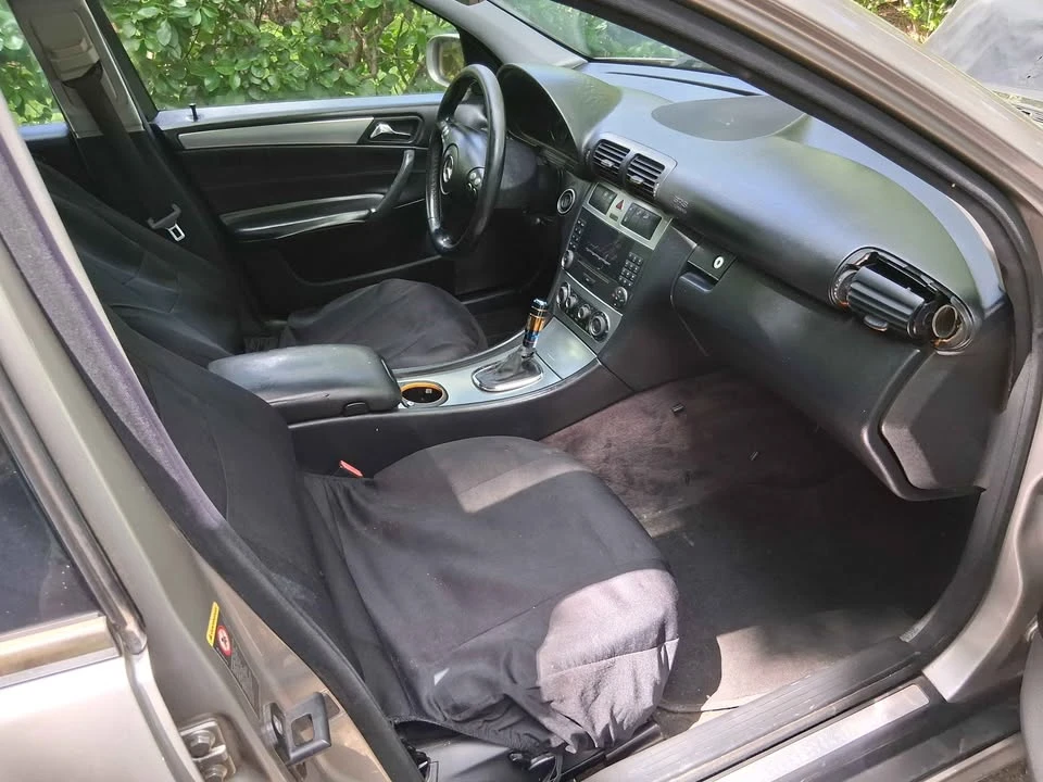 2005 Mercedes-Benz W203 C-Class - Image 2 of 15