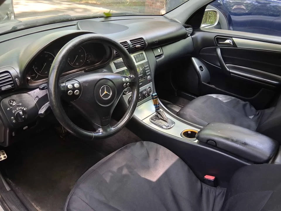 2005 Mercedes-Benz W203 C-Class - Image 13 of 15