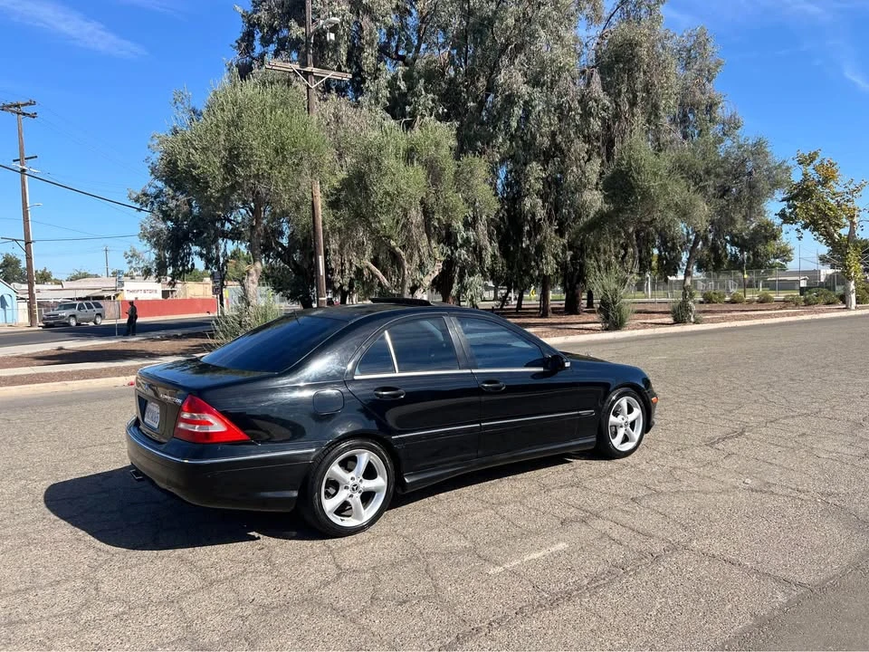 2005 Mercedes-Benz W203 C-Class - Image 8 of 20