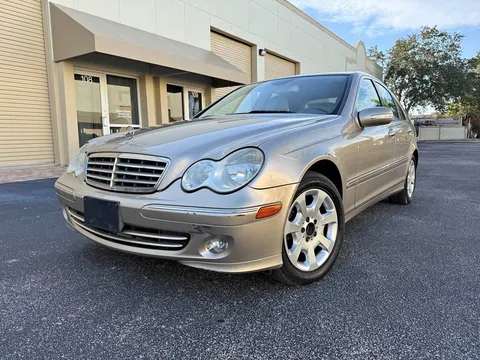 2005 Mercedes-Benz C-Class C 240 4MATIC Sedan