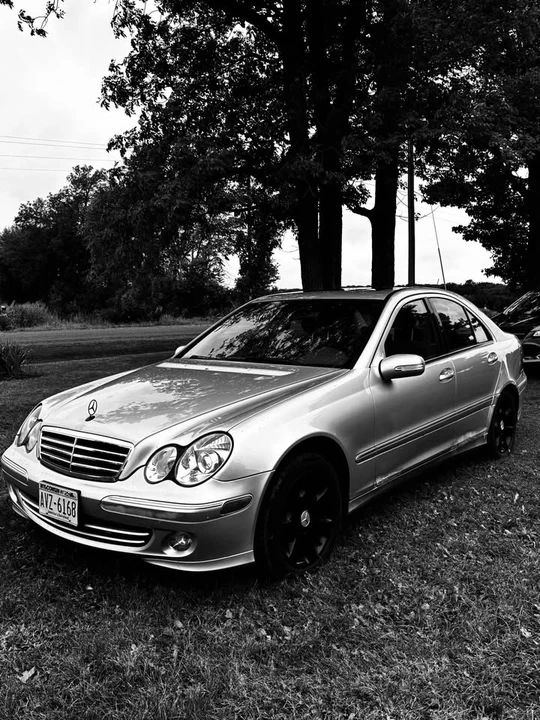2005 Mercedes-Benz W203 C-Class - Image 12 of 16