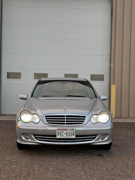 2005 Mercedes-Benz W203 C-Class - Image 9 of 16