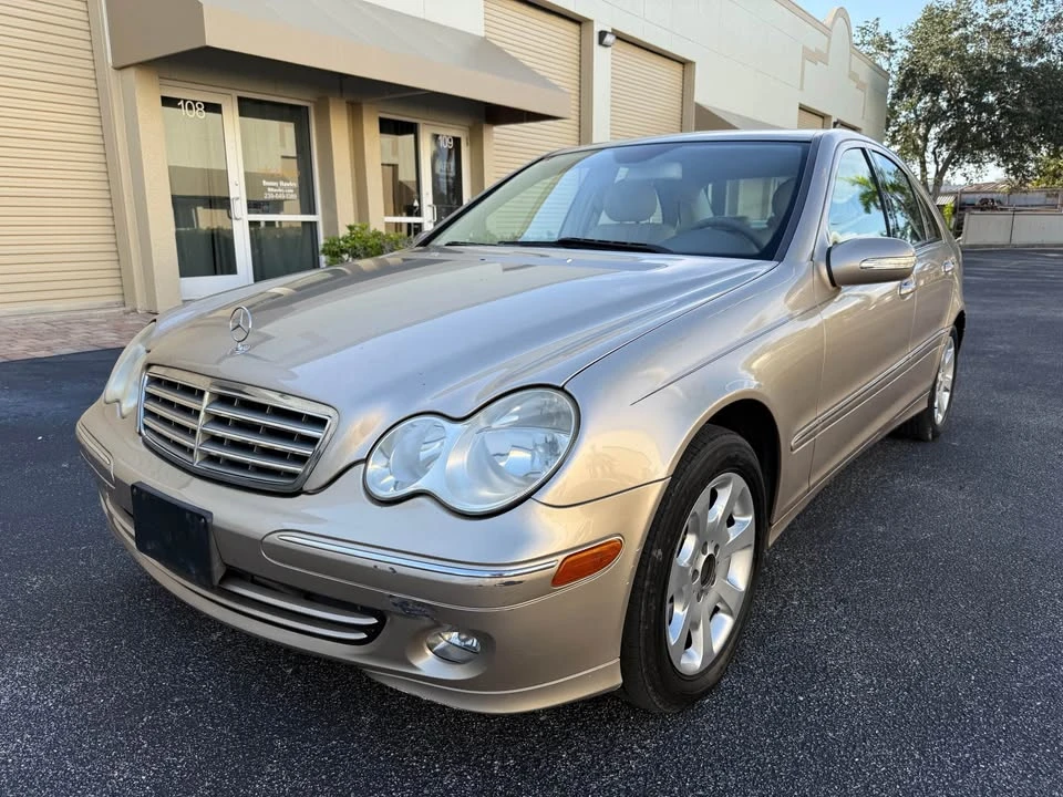 2005 Mercedes-Benz W203 C-Class - Image 5 of 19