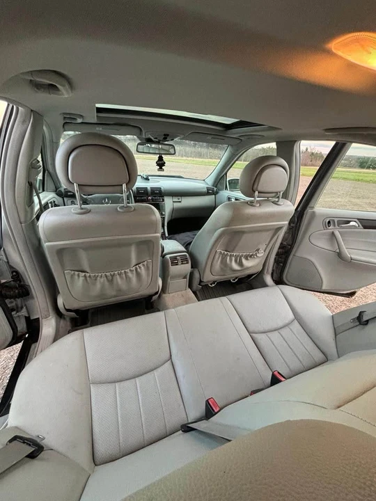 2005 Mercedes-Benz W203 C-Class - Image 8 of 16