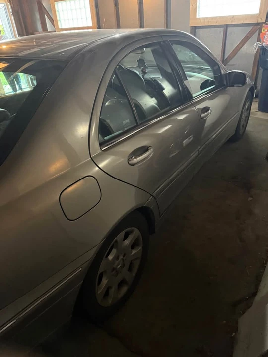 2005 Mercedes-Benz W203 C-Class - Image 2 of 4