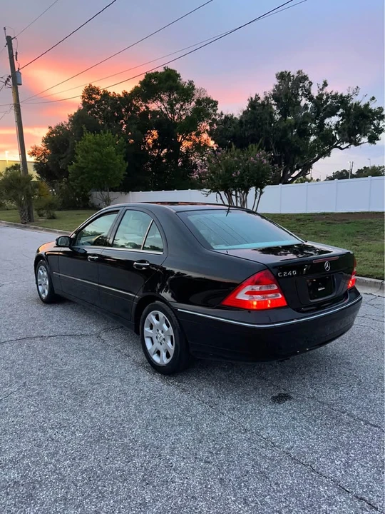 2005 Mercedes-Benz W203 C-Class - Image 2 of 7