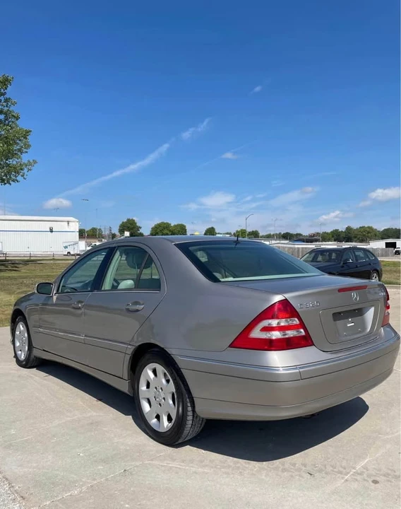 2005 Mercedes-Benz W203 C-Class - Image 6 of 18
