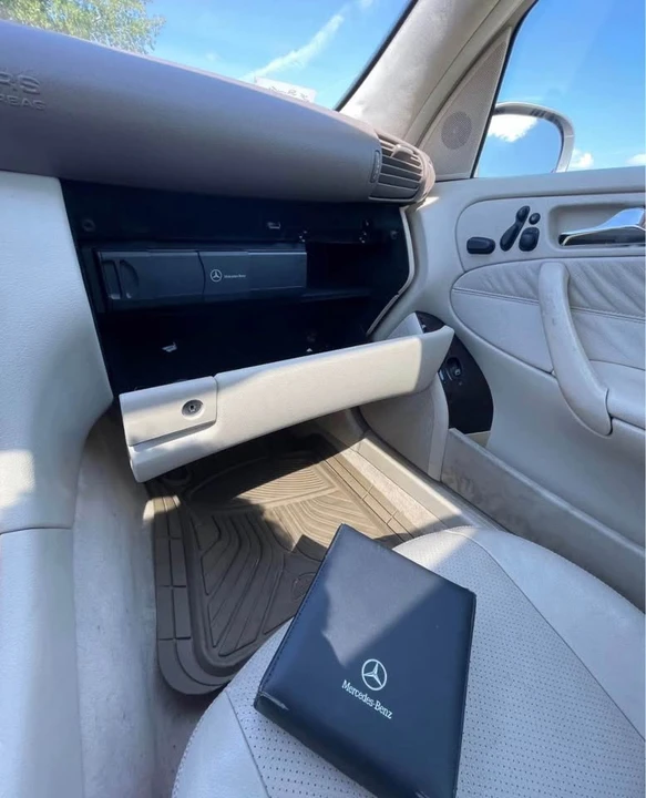2005 Mercedes-Benz W203 C-Class - Image 13 of 18