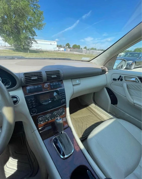 2005 Mercedes-Benz W203 C-Class - Image 11 of 18