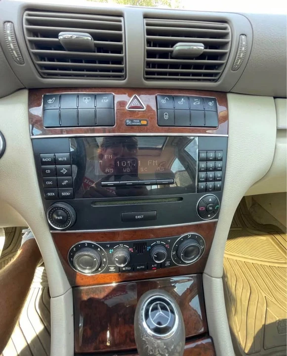 2005 Mercedes-Benz W203 C-Class - Image 16 of 18