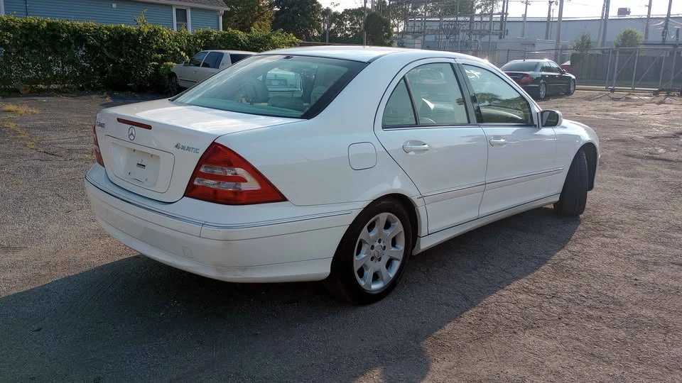 2005 Mercedes-Benz W203 C-Class - Image 5 of 12