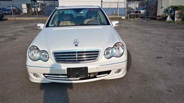 2005 Mercedes-Benz C-Class