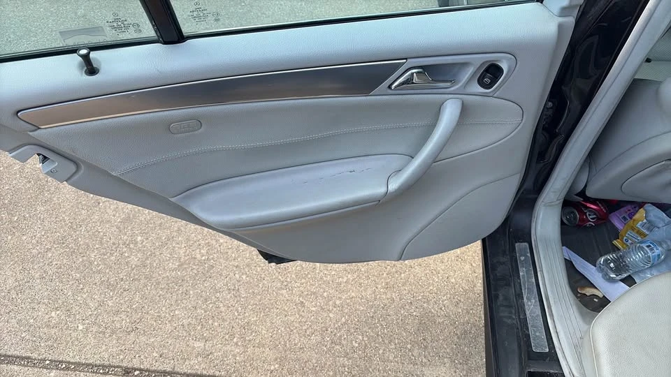 2005 Mercedes-Benz W203 C-Class - Image 10 of 20