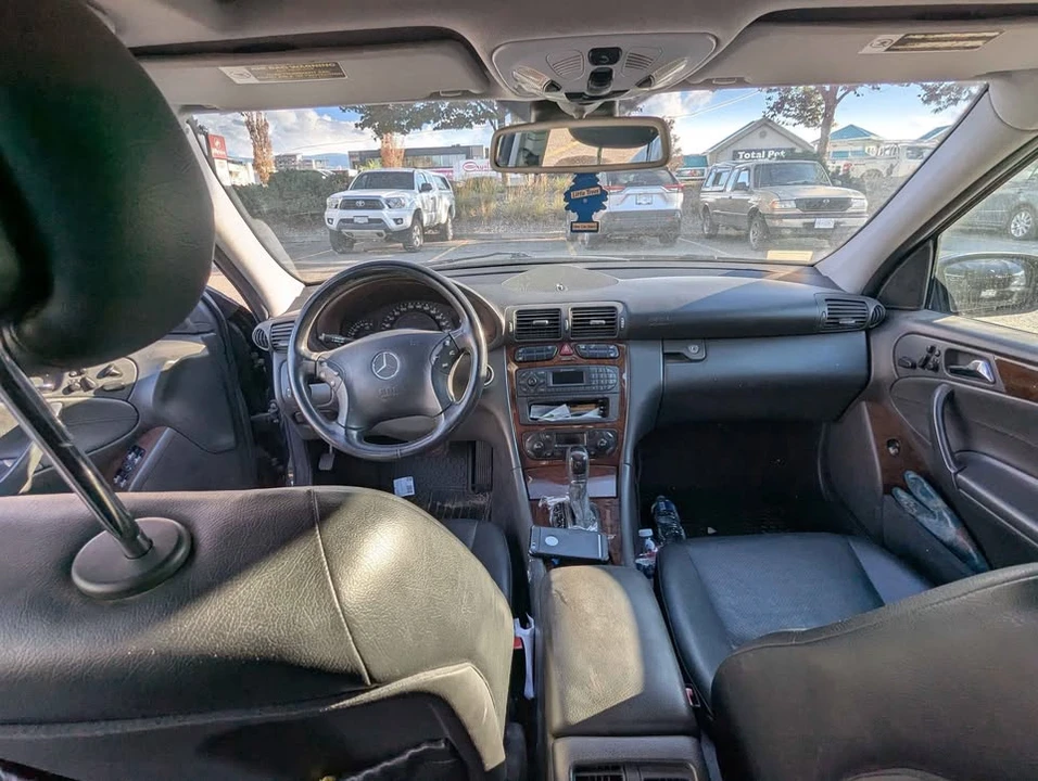 2005 Mercedes-Benz W203 C-Class - Image 10 of 16