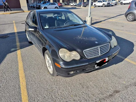 2005 Mercedes-Benz C320 Sedan