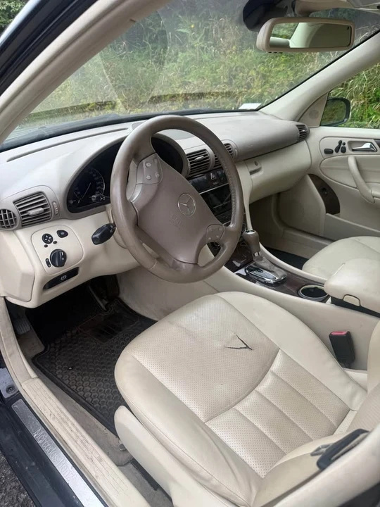 2005 Mercedes-Benz W203 C-Class - Image 10 of 15