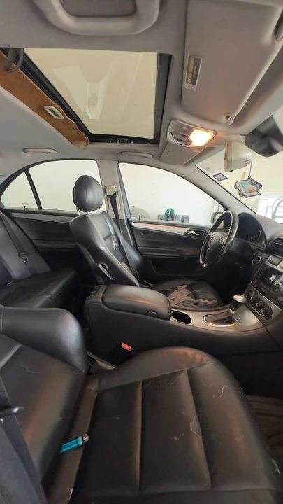 2005 Mercedes-Benz W203 C-Class - Image 4 of 8