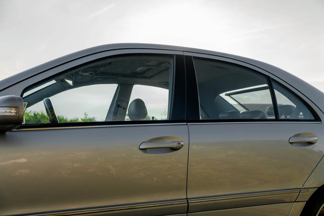 2005 Mercedes-Benz W203 C-Class - Image 29 of 31