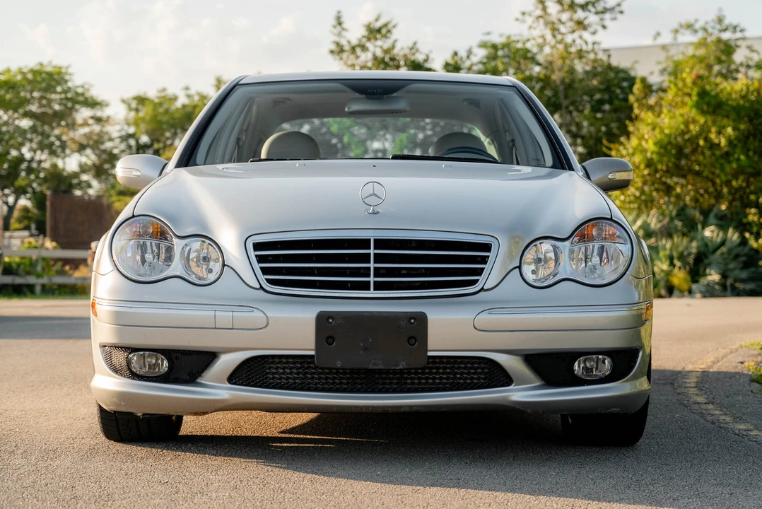 2005 Mercedes-Benz W203 C-Class - Image 2 of 31