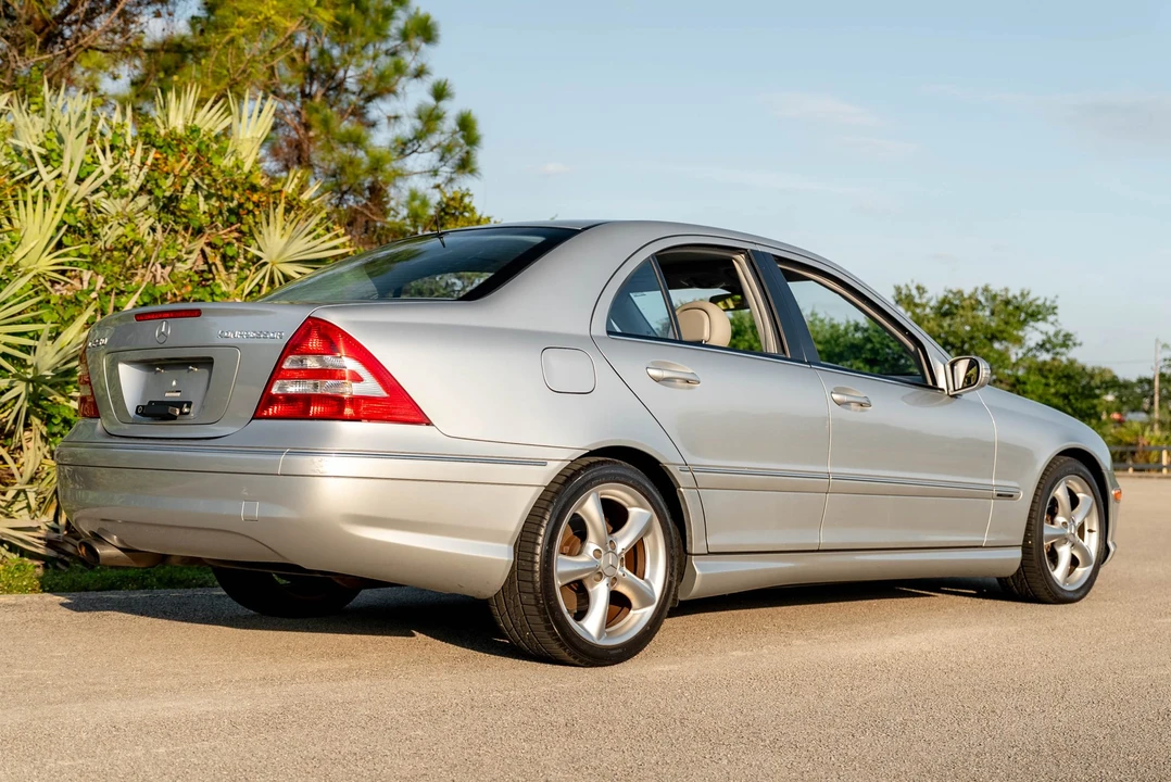2005 Mercedes-Benz W203 C-Class - Image 8 of 31