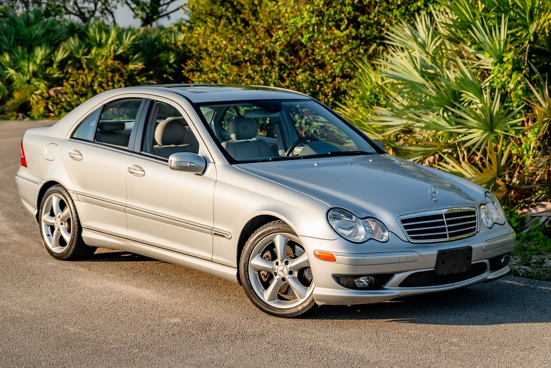 2005 Mercedes-Benz W203 C-Class - Image 13 of 31
