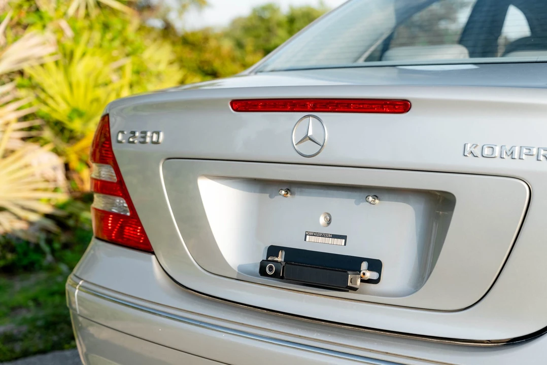 2005 Mercedes-Benz W203 C-Class - Image 23 of 31