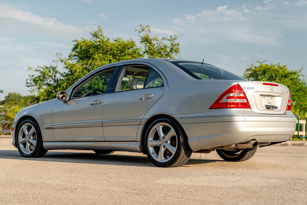 2005 Mercedes-Benz W203 C-Class - Image 5 of 31