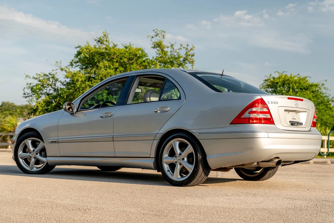 2005 Mercedes-Benz W203 C-Class - Image 4 of 31