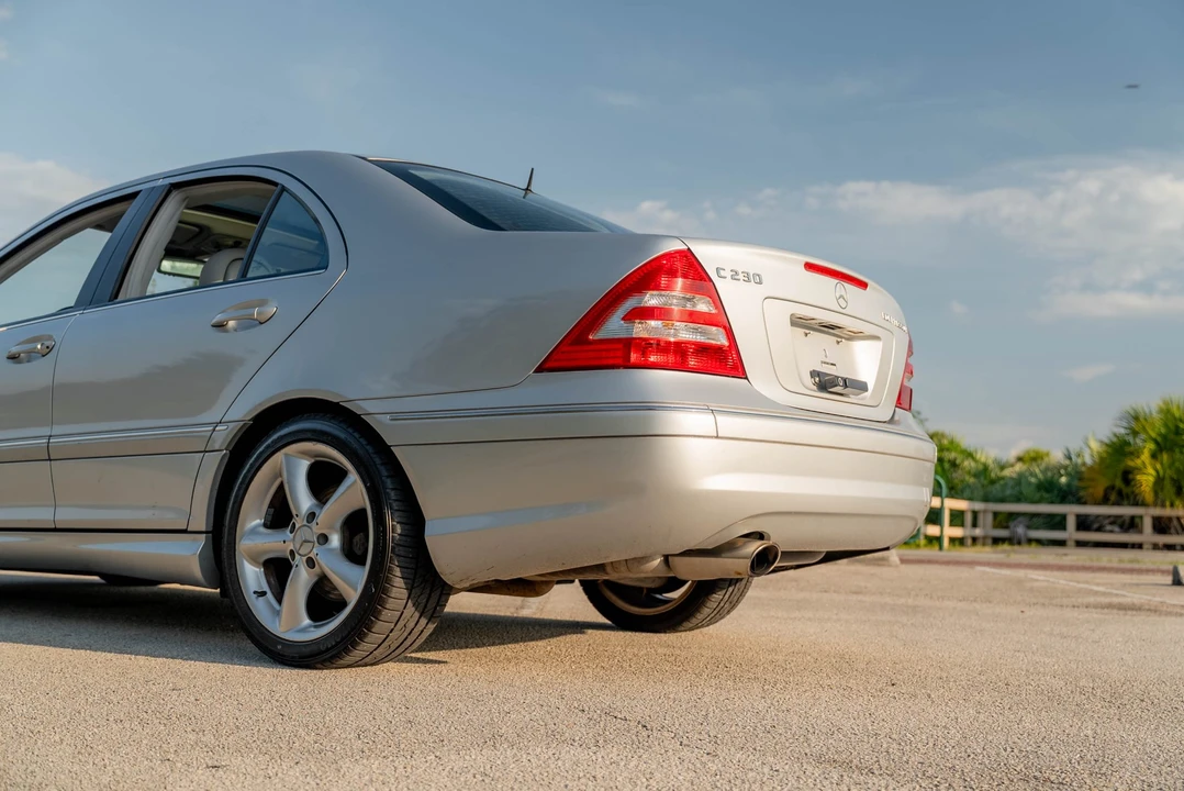 2005 Mercedes-Benz W203 C-Class - Image 21 of 31