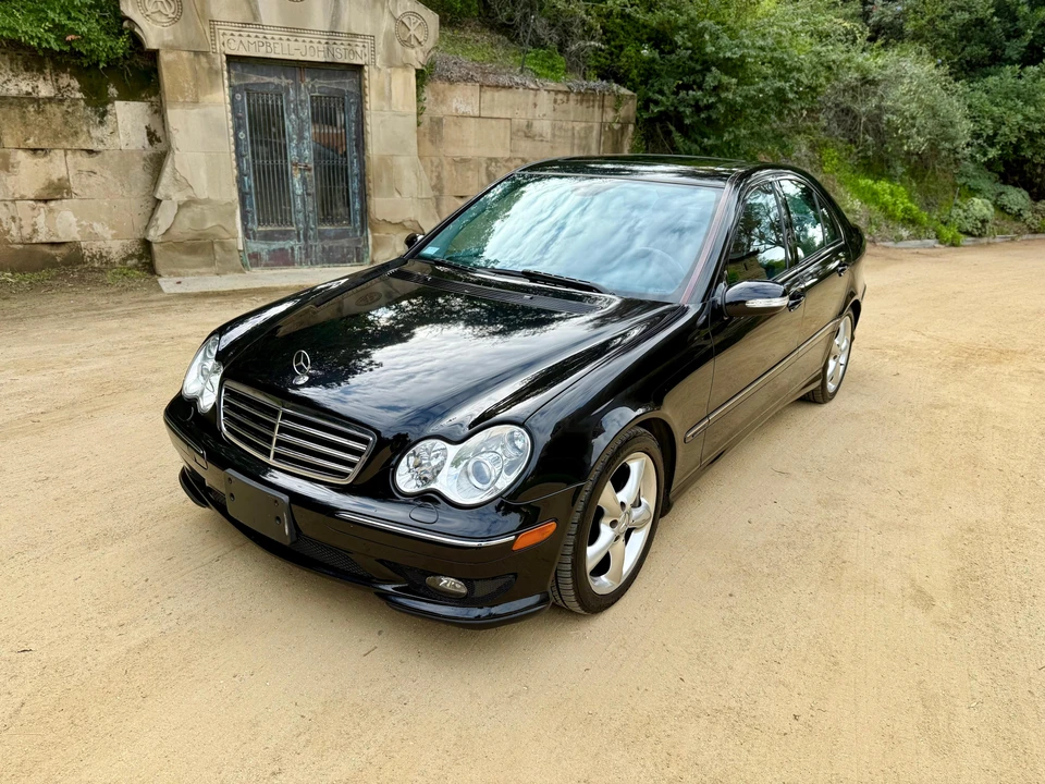 2005 Mercedes-Benz W203 C-Class - Image 12 of 31