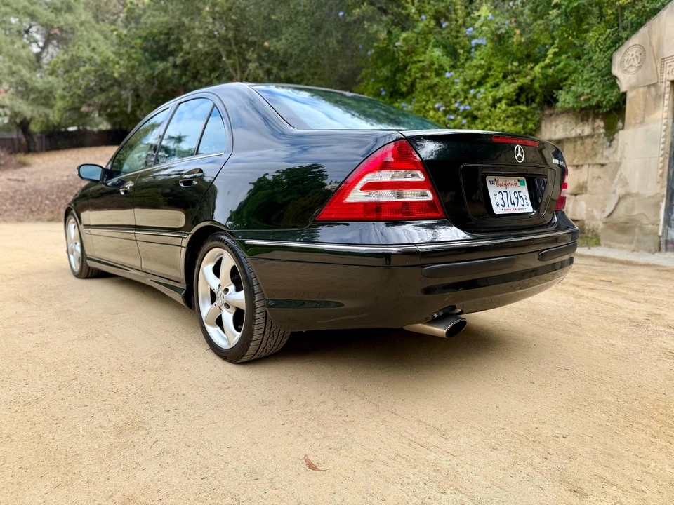2005 Mercedes-Benz W203 C-Class - Image 17 of 31