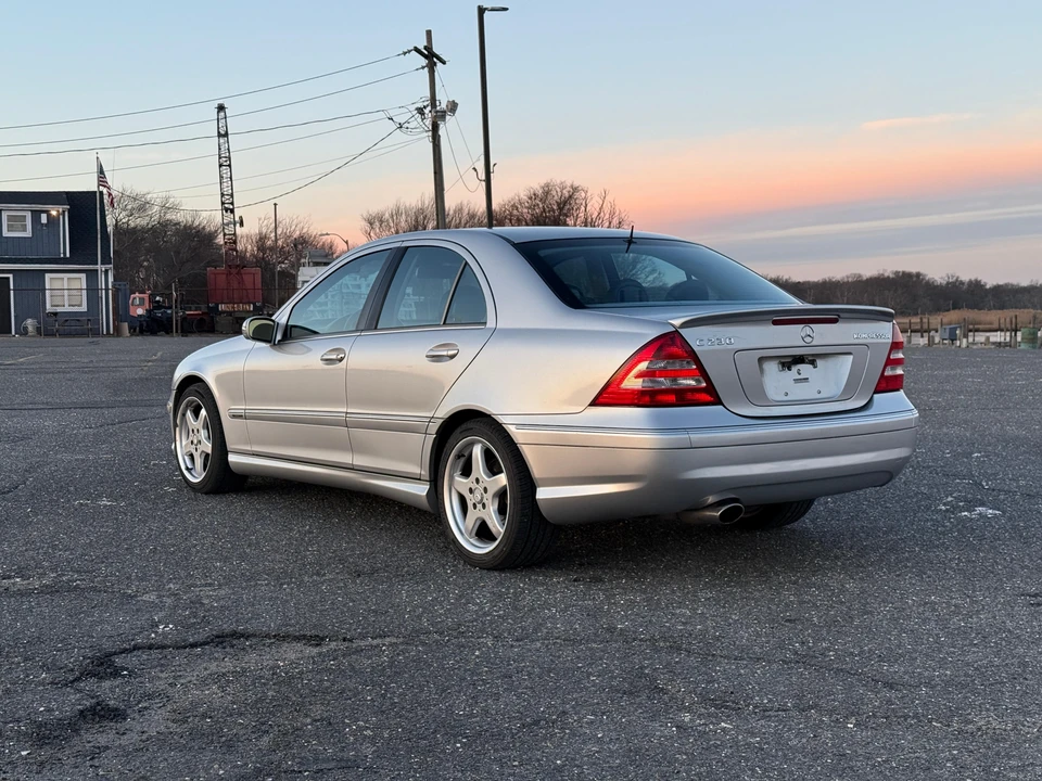 2005 Mercedes-Benz W203 C-Class - Image 10 of 31