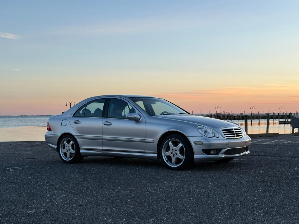 2005 Mercedes-Benz W203 C-Class - Image 13 of 31