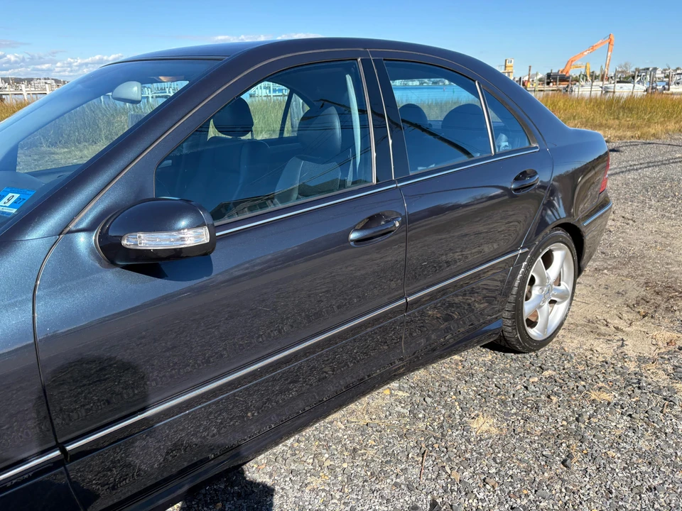 2005 Mercedes-Benz W203 C-Class - Image 25 of 31
