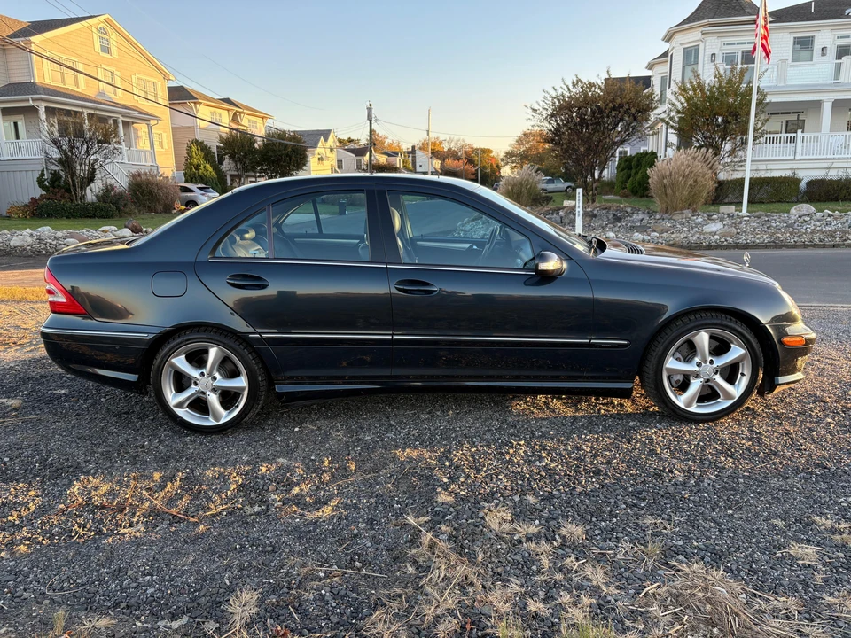 2005 Mercedes-Benz W203 C-Class - Image 12 of 31