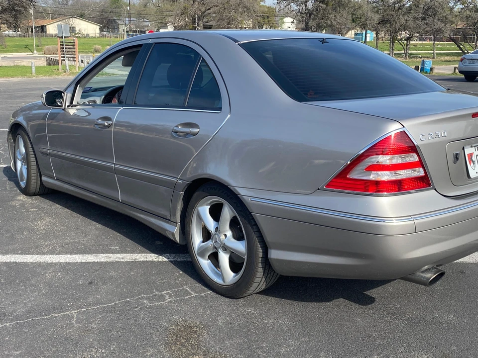 2005 Mercedes-Benz W203 C-Class - Image 10 of 31
