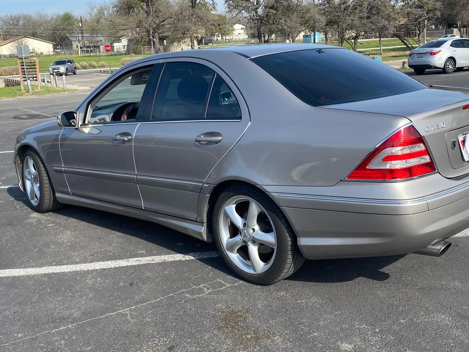 2005 Mercedes-Benz W203 C-Class - Image 9 of 31